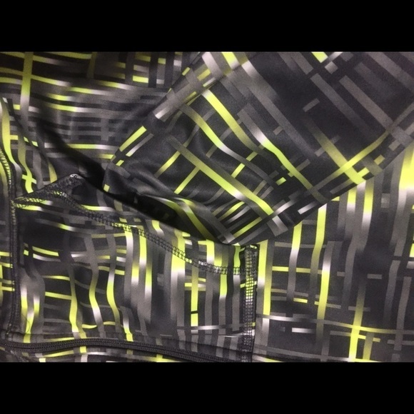 XERSION size large - Picture 2 of 5